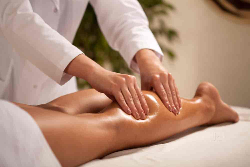 Massage For Women at Home in Goregaon West - Best Home Massage Service for  Women - Justdial